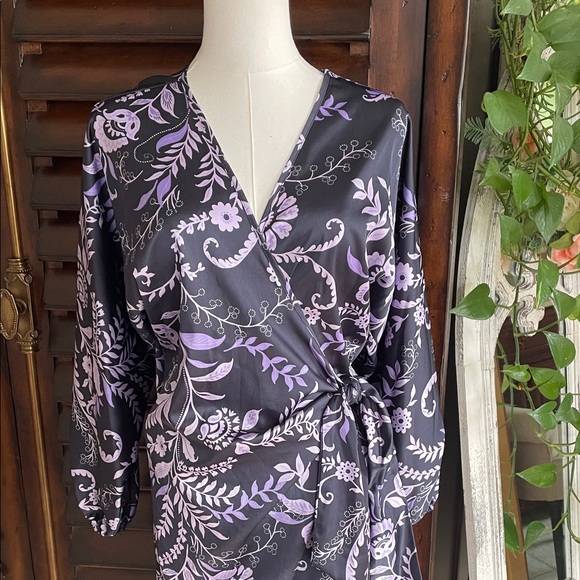 Misa Los Angeles Long Sleeve Dress - Purple Floral Small Sylvia EUC Wrap - Picture 7 of 16